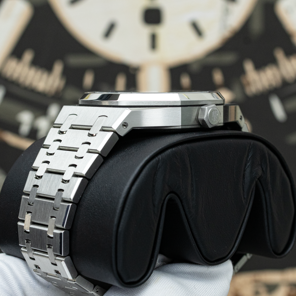 Audemars Piguet 2025 Royal Oak Self-Winding 41mm 15510ST Silver Dial