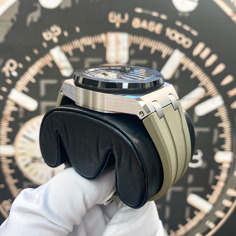 Audemars Piguet Royal Oak Offshore Chronograph 26420SO 43mm Taupe Dial