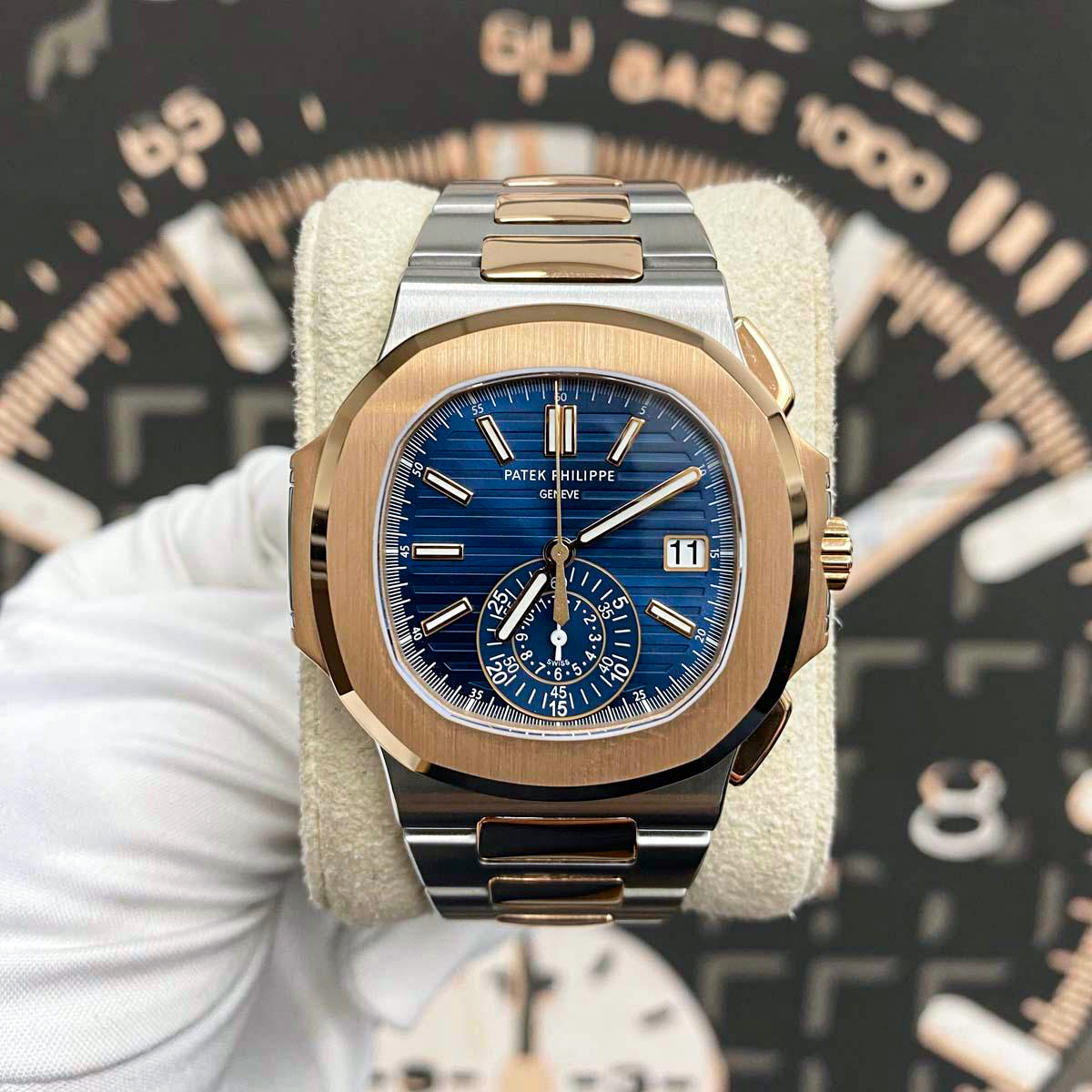 Patek Philippe 2022 NEW STYLE BUCKLE Nautlius Chronograph 5980/1AR 40.5mm Blue Dial Pre-Owned