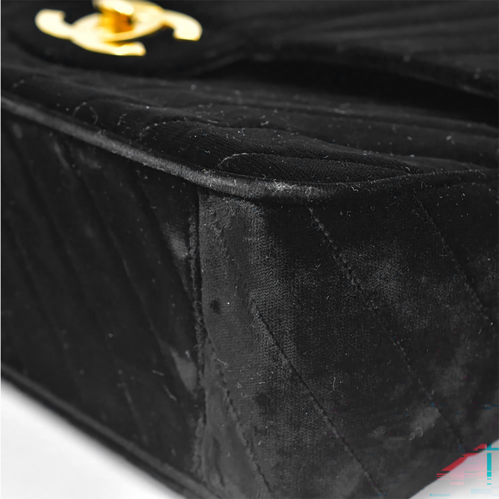CHANEL Classic Chevron Large Velvet Flap Bag