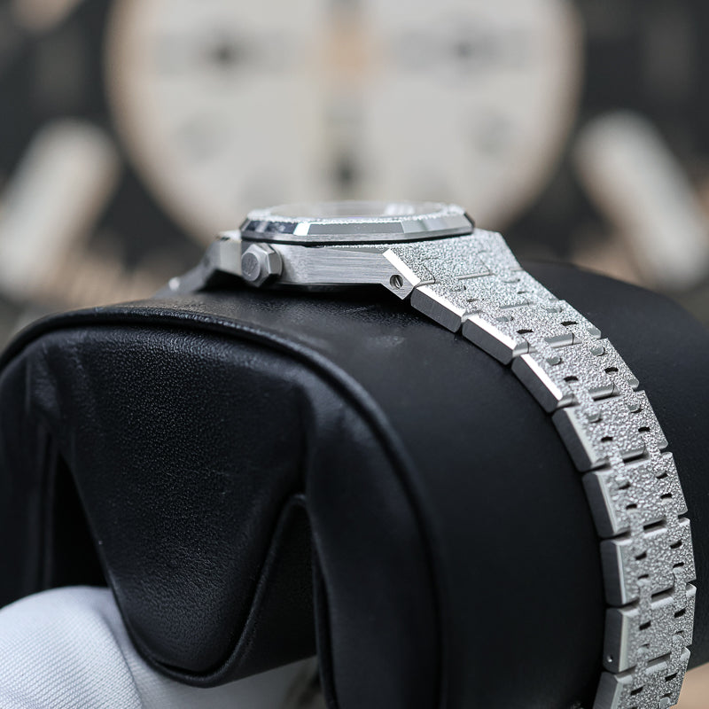 Audemars Piguet Royal Oak Mini Frosted Gold Quartz 67630BC.GG.1312BC.01-C 23mm Silver Dial