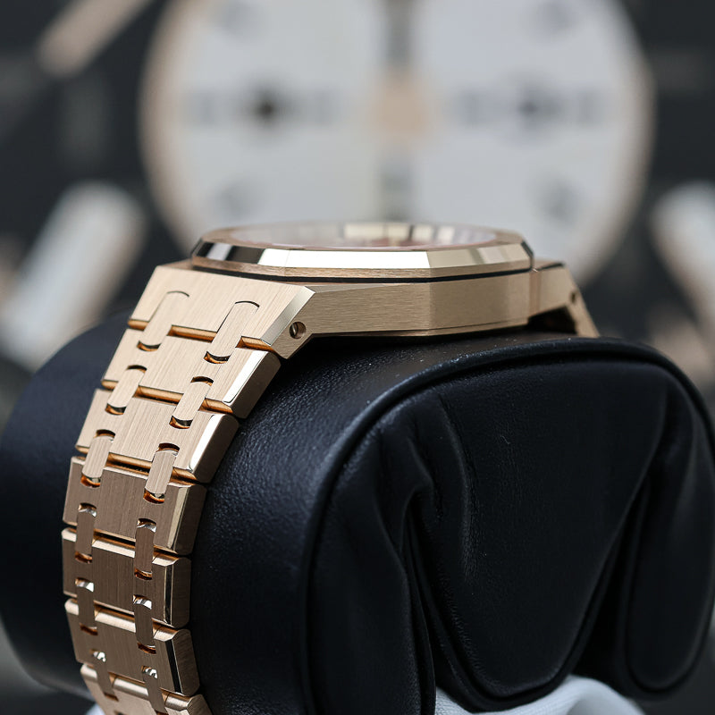 Audemars Piguet Royal Oak Self-Winding 77450OR.OO.1361OR.01 34mm Pink Dial