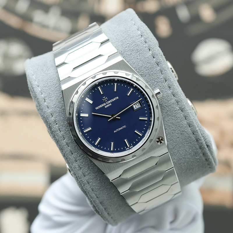 Vacheron Constantin Historiques 222 4200H/222A-B934 37mm Blue Dial