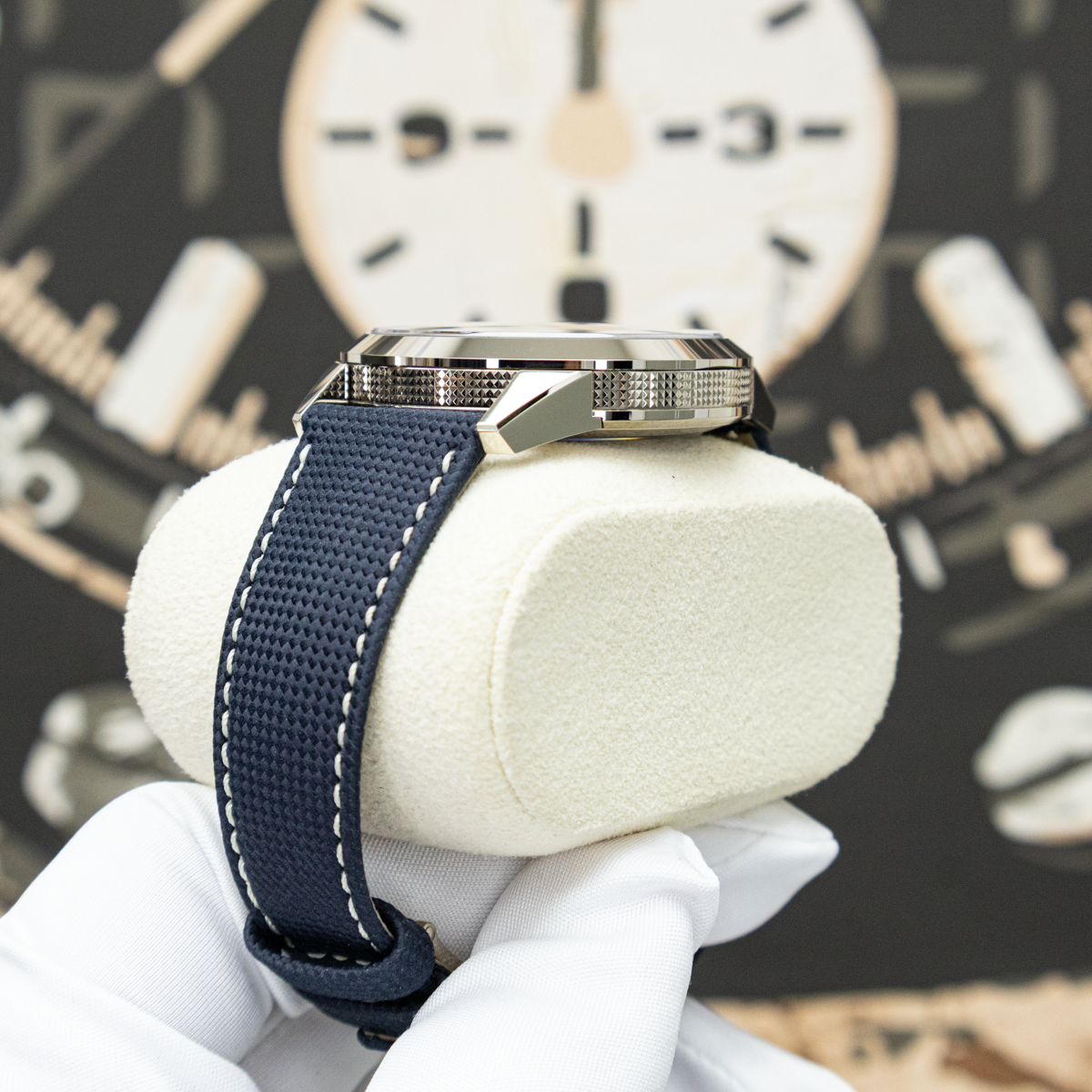 Patek Philippe 2026 Calatrava Instantaneous 8-Day 5328G 41mm Blue Dial