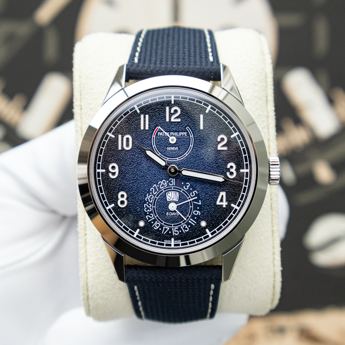 Patek Philippe 2026 Calatrava Instantaneous 8-Day 5328G 41mm Blue Dial