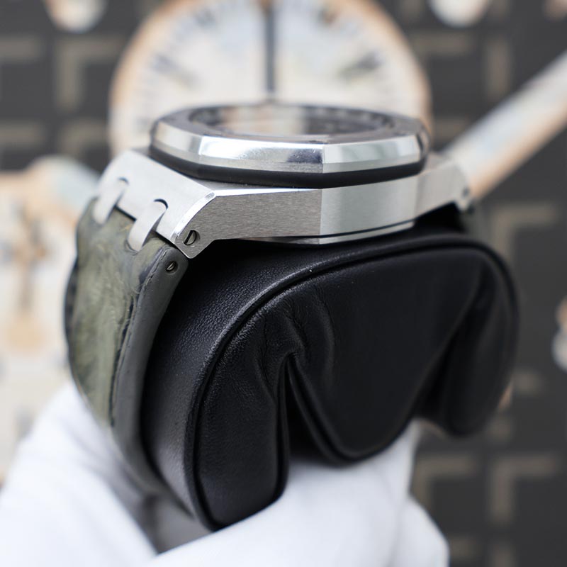 Audemars Piguet Royal Oak Offshore Deployment Buckle Elephant 42mm 26470ST Grey Dial Pre-Owned