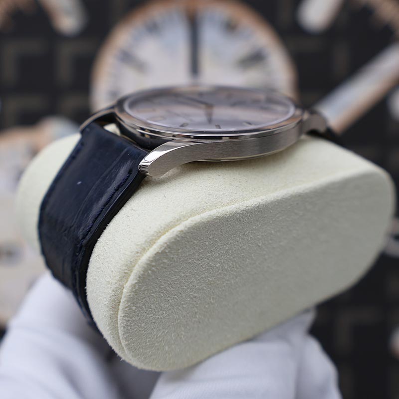 Patek Philippe Calatrava 37mm 5196G-001 Silver Dial Pre-Owned