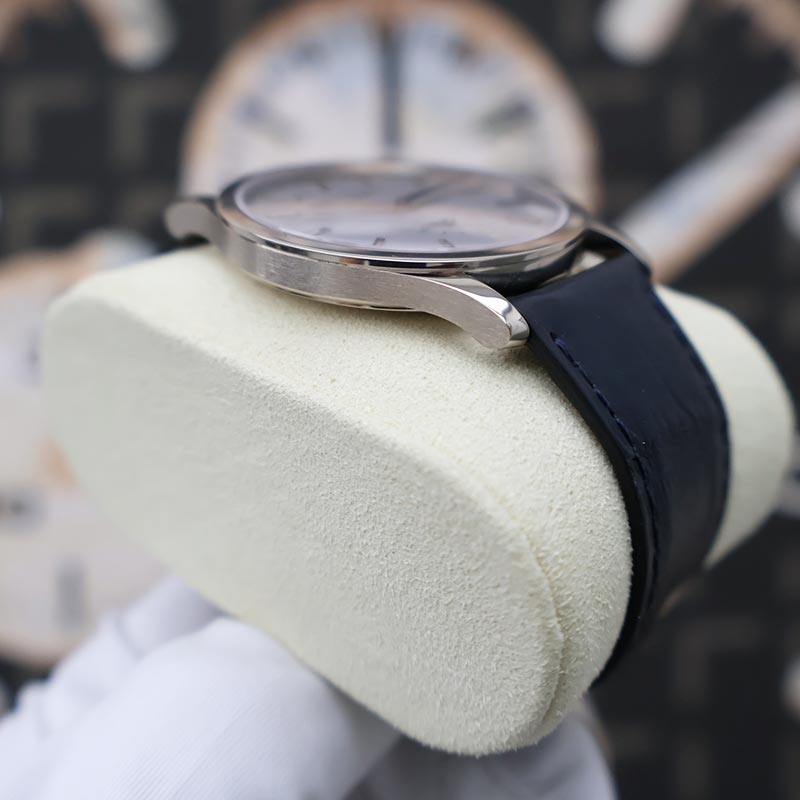 Patek Philippe Calatrava 37mm 5196G-001 Silver Dial Pre-Owned