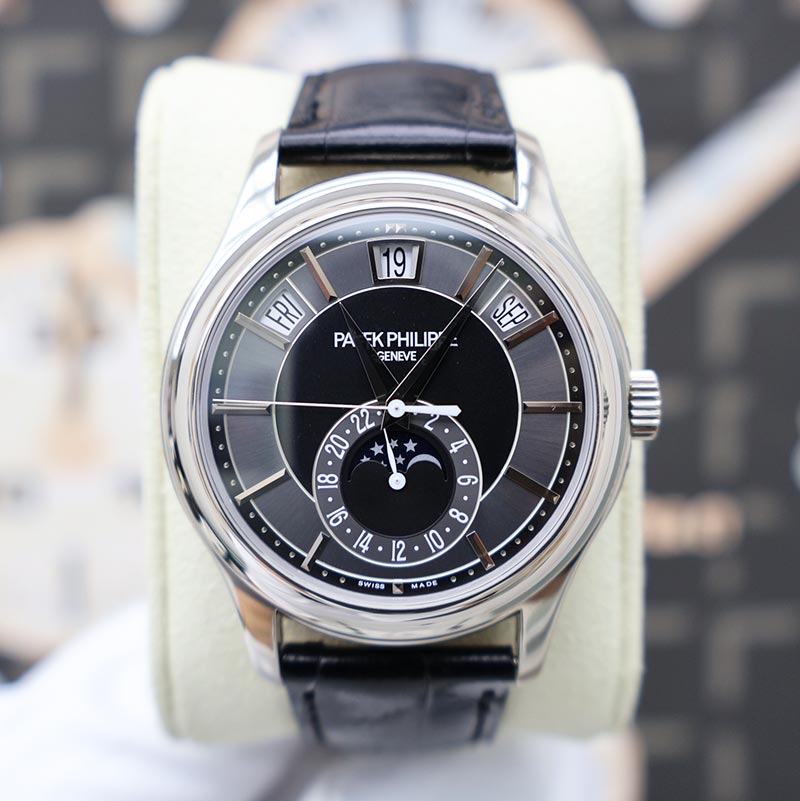 Patek Philippe Annual Calendar Complication 40mm 5205G-010 Black/Grey Dial on Deployment Buckle Pre-Owned