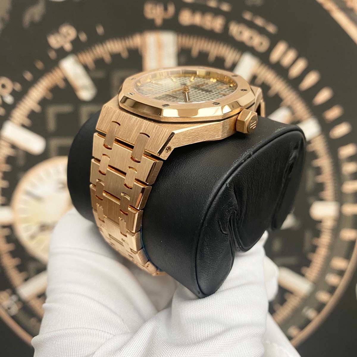 Audemars Piguet Royal Oak 37mm 15450OR.OO.1256OR.01 Grey Dial Pre-Owned - Gotham Trading