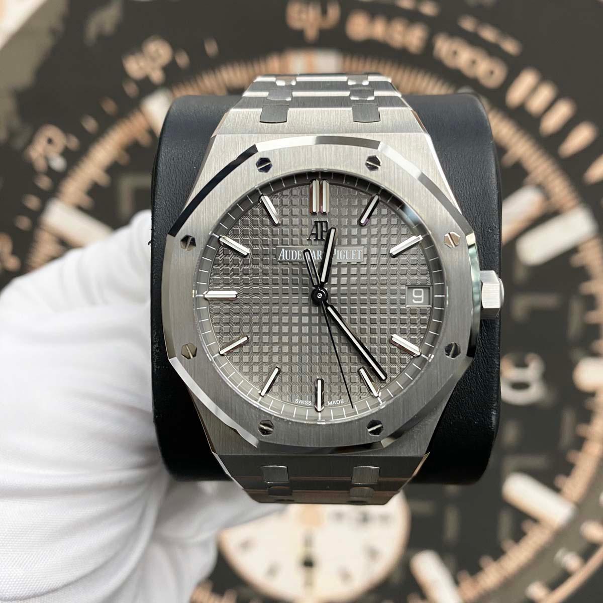Audemars Piguet Royal Oak 41mm 15500ST.OO.1220ST.02 Grey Dial Pre-Owned - Gotham Trading