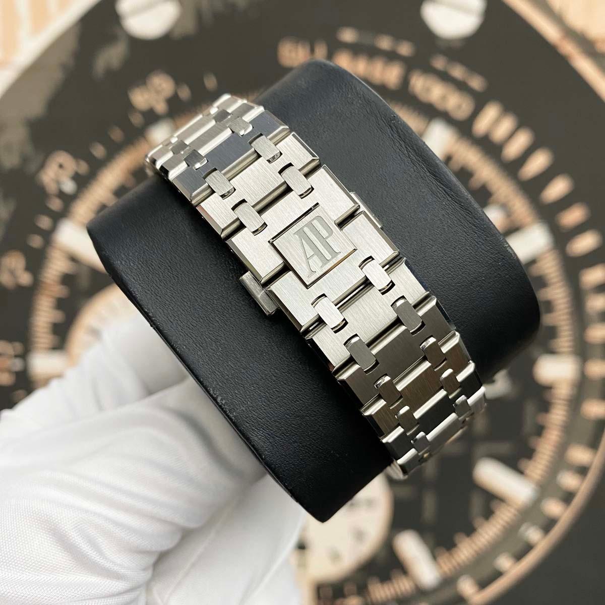 Audemars Piguet Royal Oak 41mm 15500ST.OO.1220ST.02 Grey Dial Pre-Owned - Gotham Trading