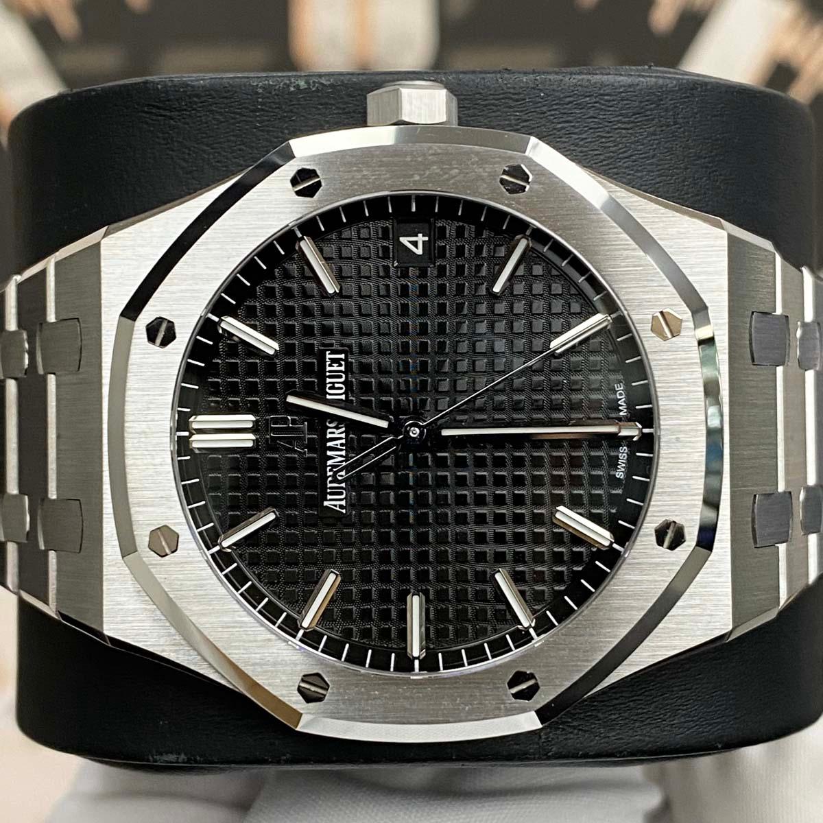 Audemars Piguet Royal Oak 41mm 15500ST.OO.1220ST.03 Black Dial Unworn Condition - Gotham Trading