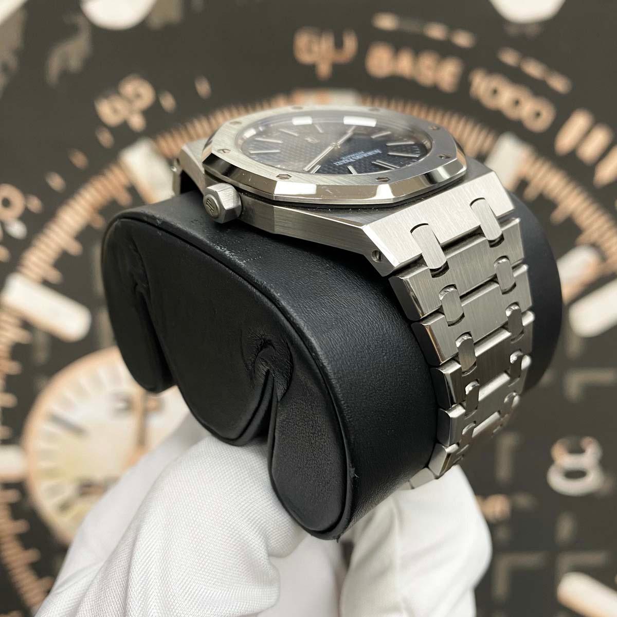Audemars Piguet Royal Oak Jumbo Extra-Thin 39mm 15202ST.OO.1240ST.01 Blue Dial Pre-Owned - Gotham Trading