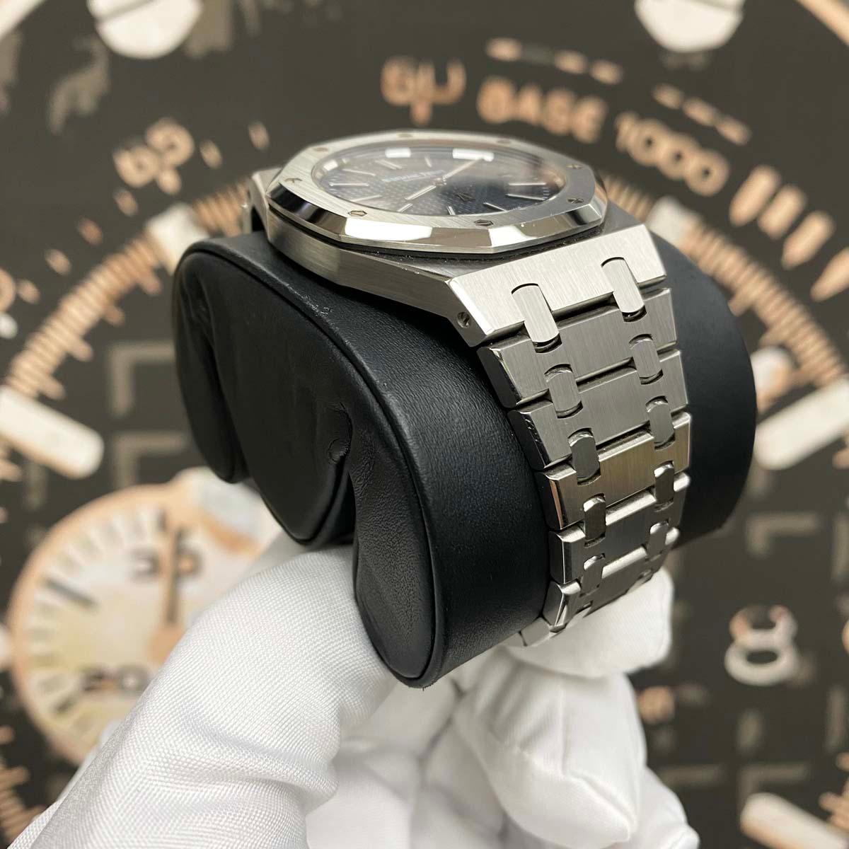 Audemars Piguet Royal Oak Jumbo Extra-Thin 39mm 15202ST.OO.1240ST.01 Blue Dial Pre-Owned - Gotham Trading