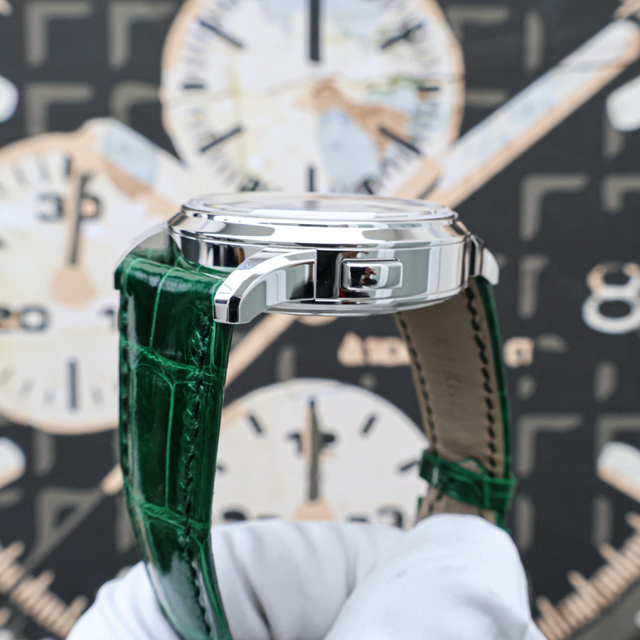 Patek Philippe 2025 Complications Self-Winding 39mm 5930P Green / White Dial