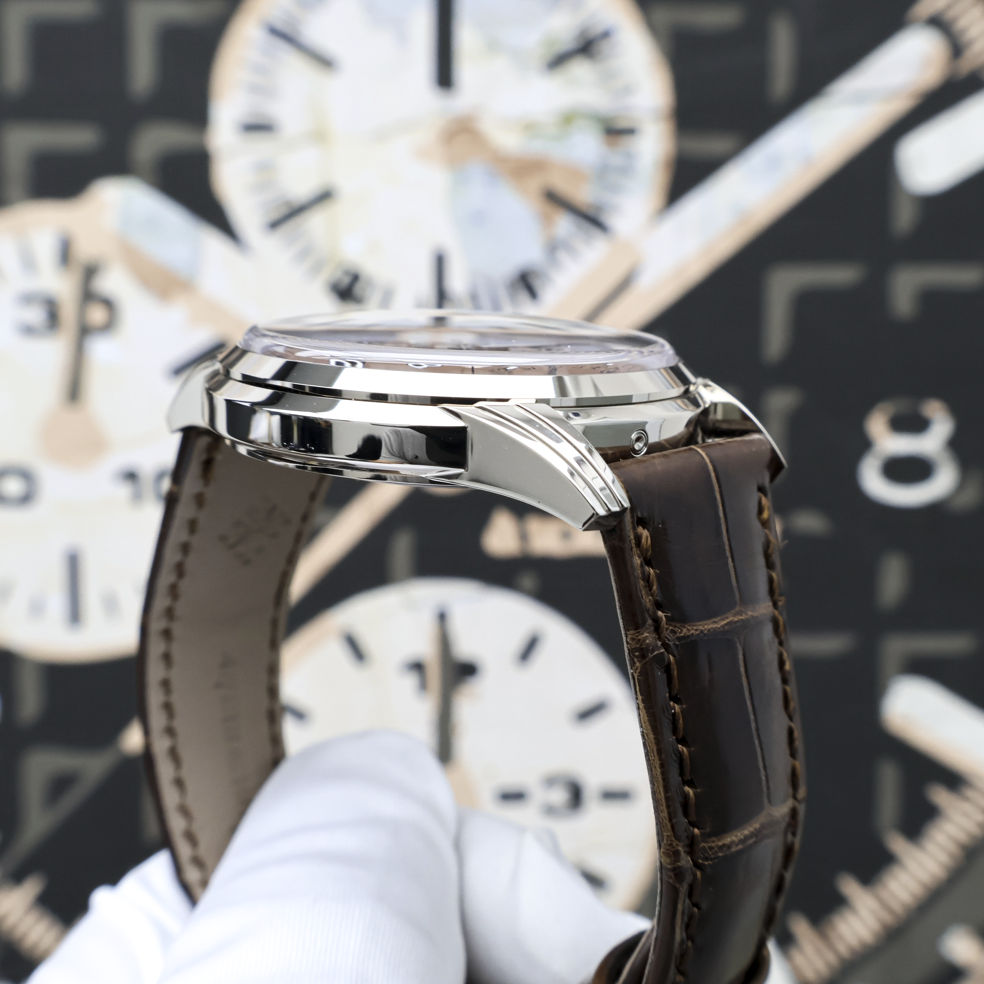 Patek Philippe Grand Complications Perpetual Calendar 40mm 5320G Salmon Dial