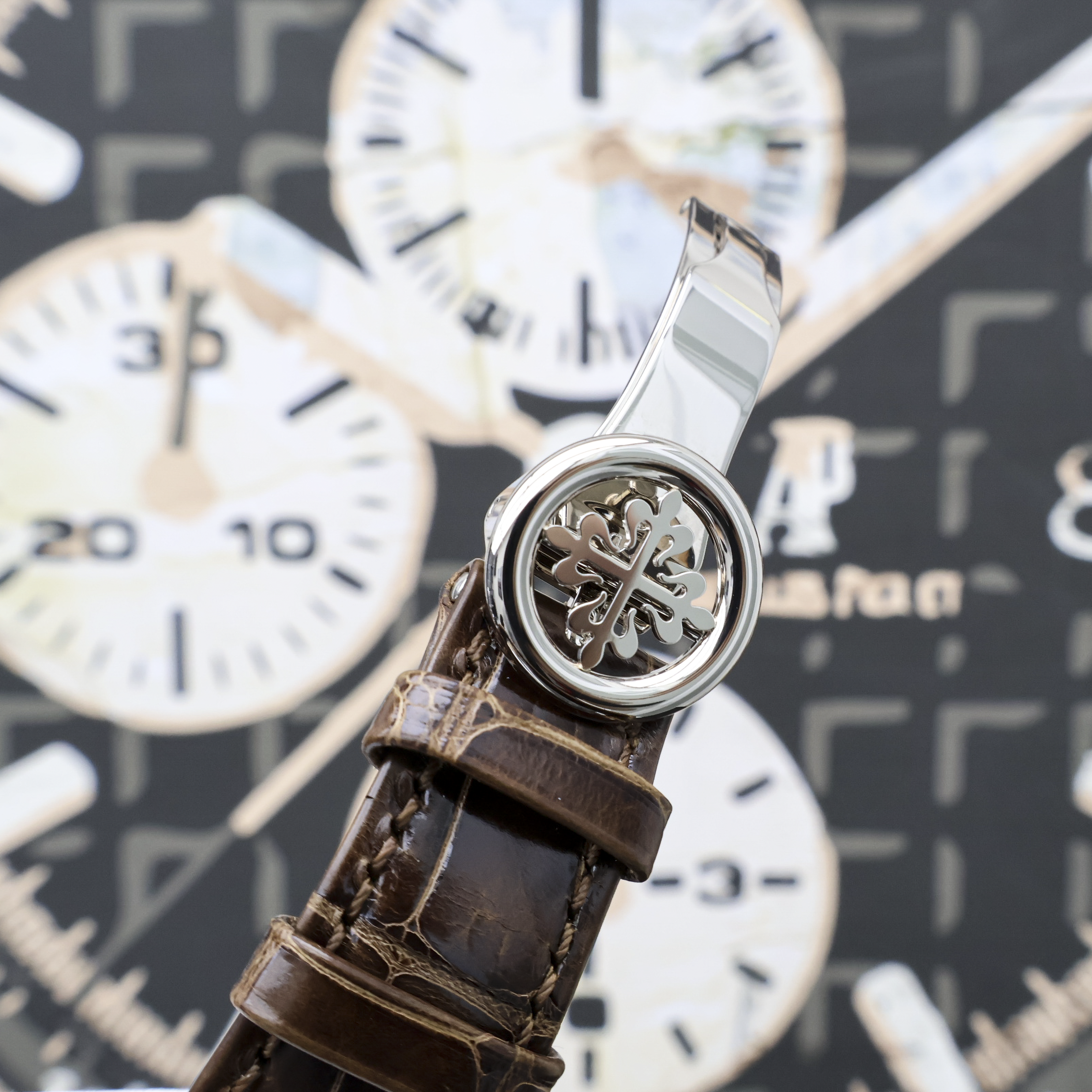 Patek Philippe Grand Complications Perpetual Calendar 40mm 5320G Salmon Dial