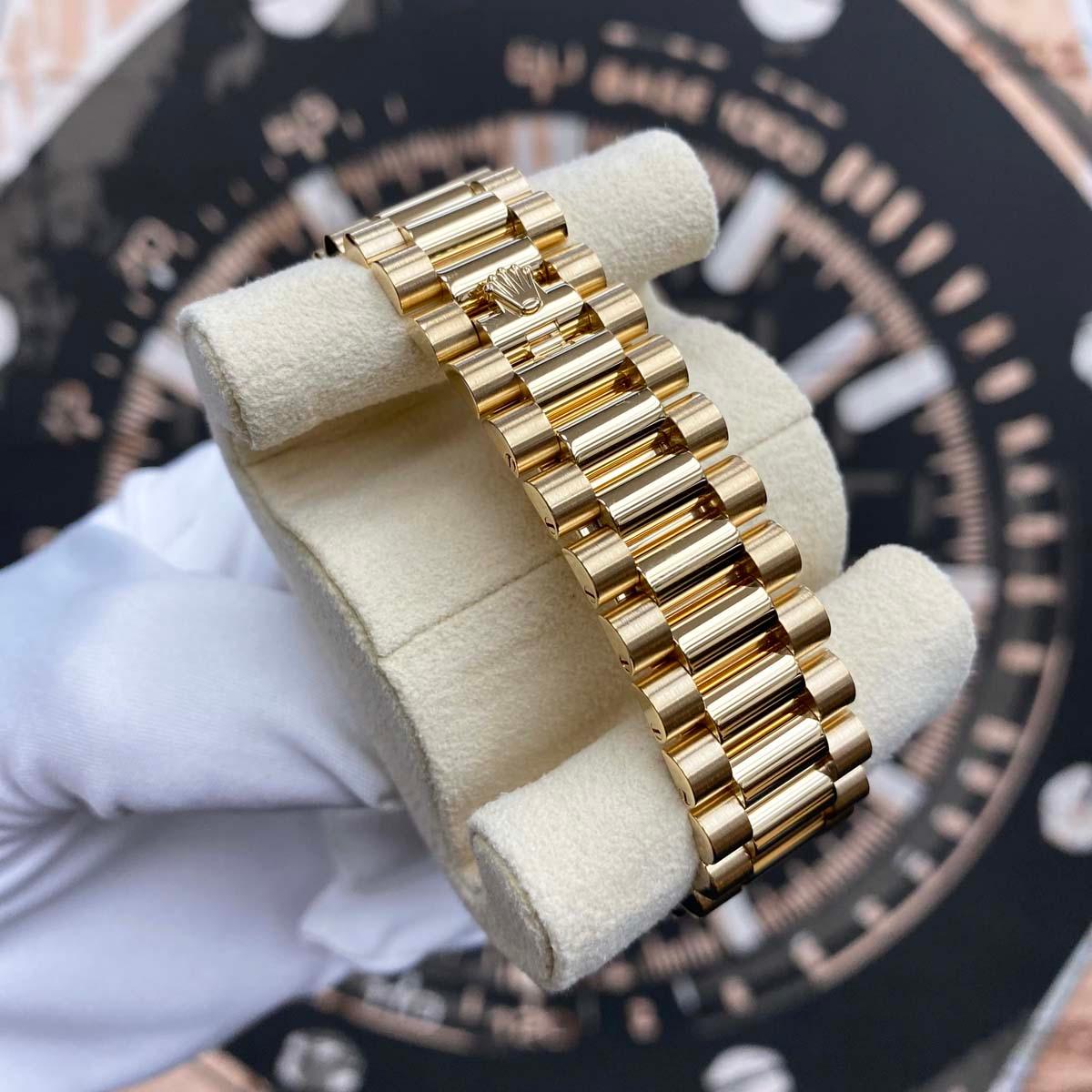 Rolex Day-Date 40 228238 Fluted Bezel Champagne Index Dial Pre-Owned - Gotham Trading