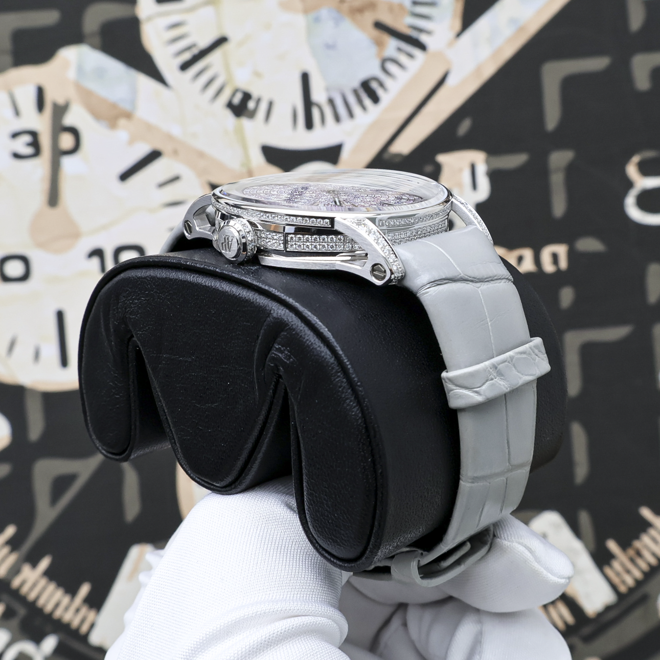 Audemars Piguet Code 11.59 Self-Winding 77410BC.ZZ.D132CR.01 Gem-Set Dial