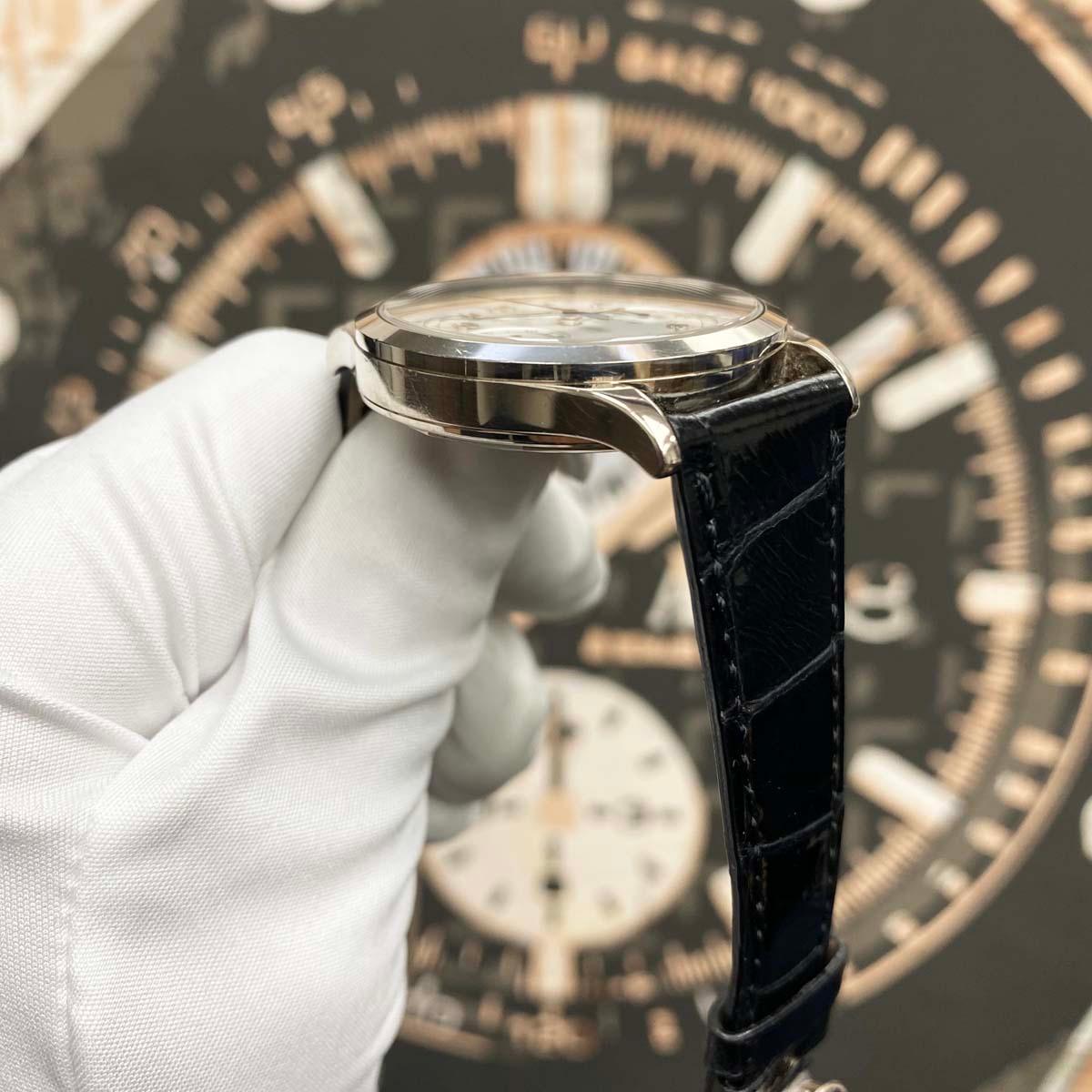 Patek Philippe Chronograph Complication 39mm 5170G Silver Dial Pre-Owned - Gotham Trading