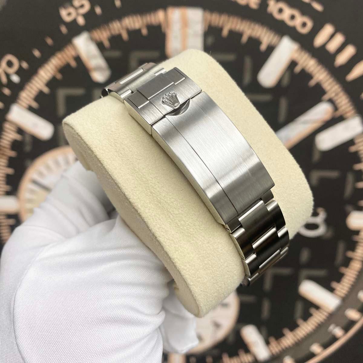 Rolex Submariner 41mm 124060 Black Dial 2023 Unworn! - Gotham Trading