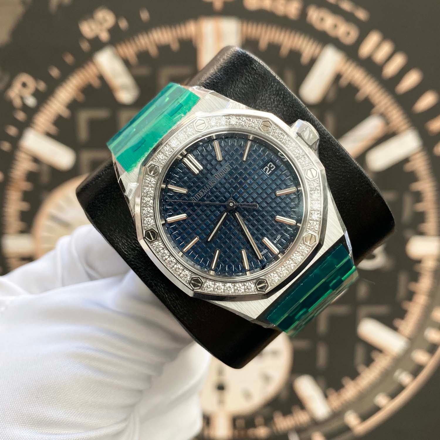 Audemars Piguet Royal Oak Selfwinding 34mm 77451ST.ZZ.1361ST.0450 50th Anniversary Blue Dial - Gotham Trading