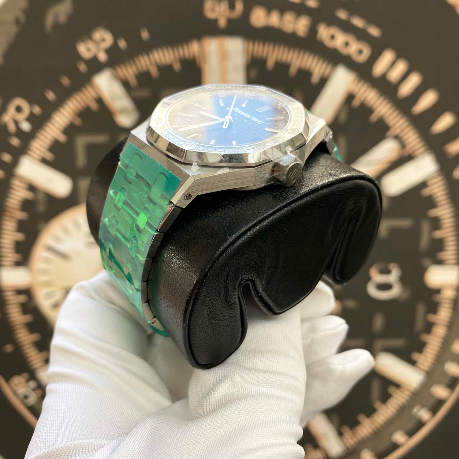 Audemars Piguet Royal Oak Selfwinding 34mm 77451ST.ZZ.1361ST.0450 50th Anniversary Blue Dial - Gotham Trading