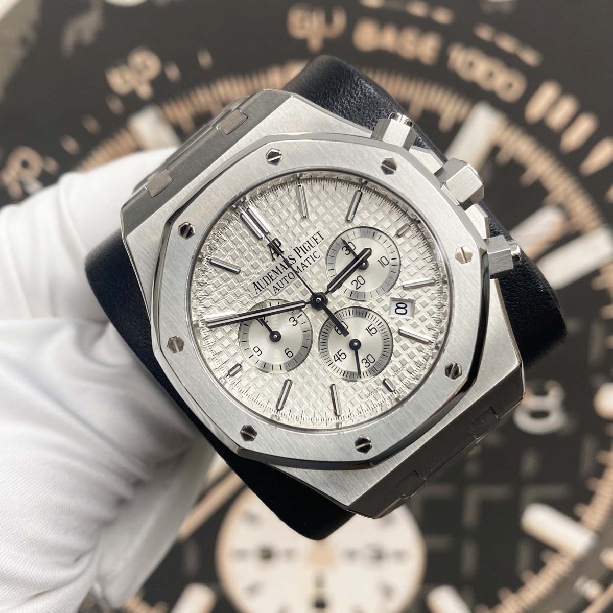 Audemars Piguet Royal Oak Chronograph 41mm 26320ST White Dial Pre-Owned - Gotham Trading