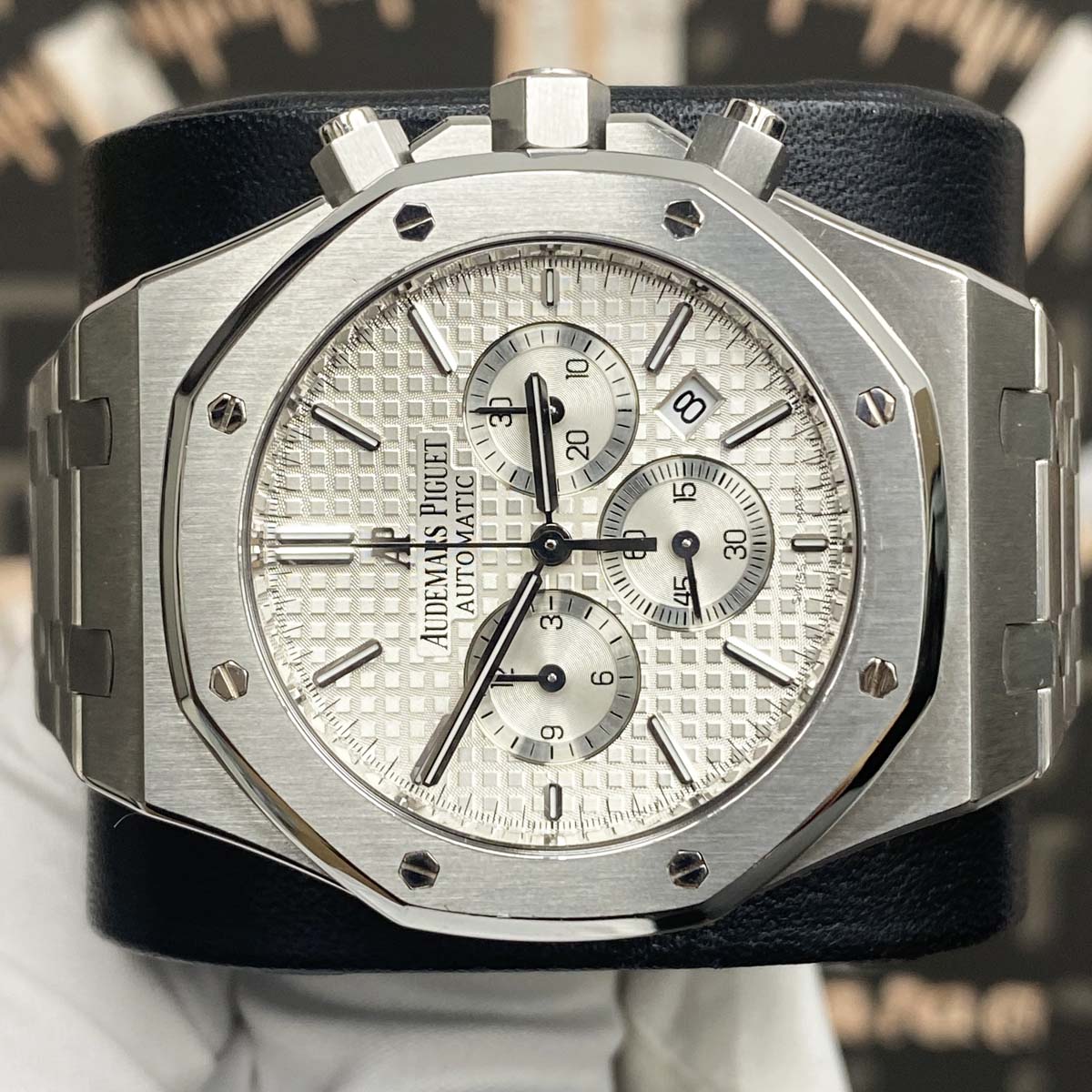 Audemars Piguet Royal Oak Chronograph 41mm 26320ST White Dial Pre-Owned - Gotham Trading