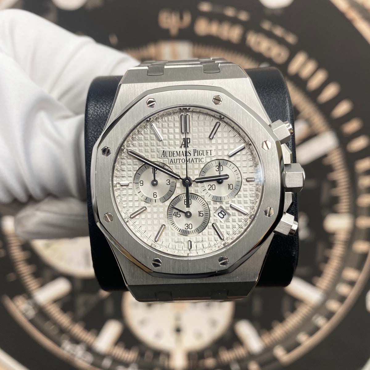 Audemars Piguet Royal Oak Chronograph 41mm 26320ST White Dial Pre-Owned - Gotham Trading