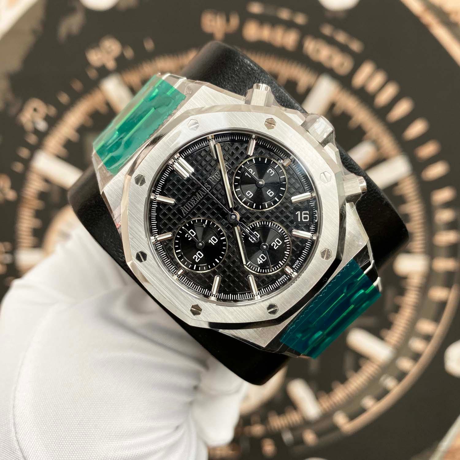 Audemars Piguet Royal Oak 41mm 26240ST.OO.1320ST.06 Black Dial - Gotham Trading