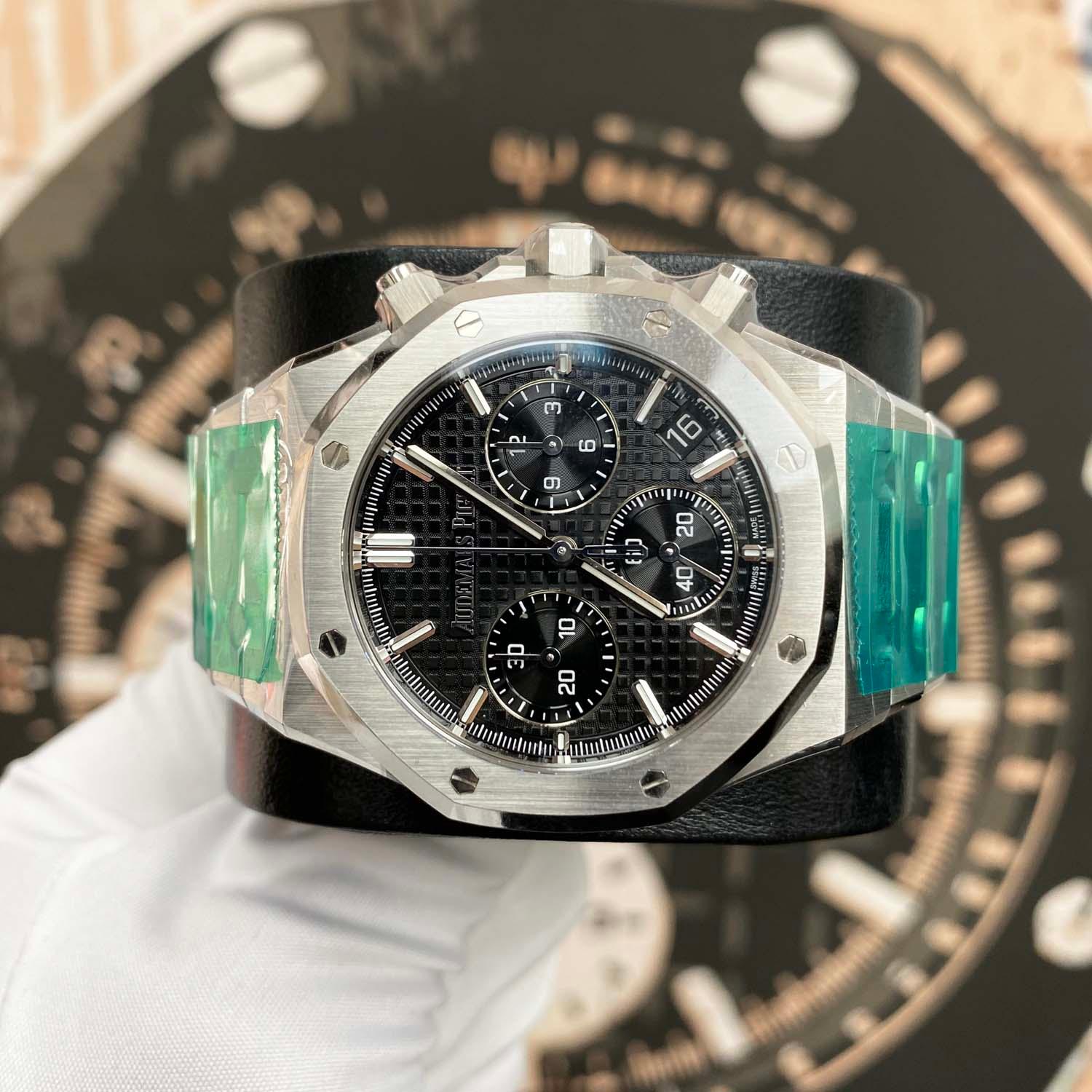 Audemars Piguet Royal Oak 41mm 26240ST.OO.1320ST.06 Black Dial - Gotham Trading