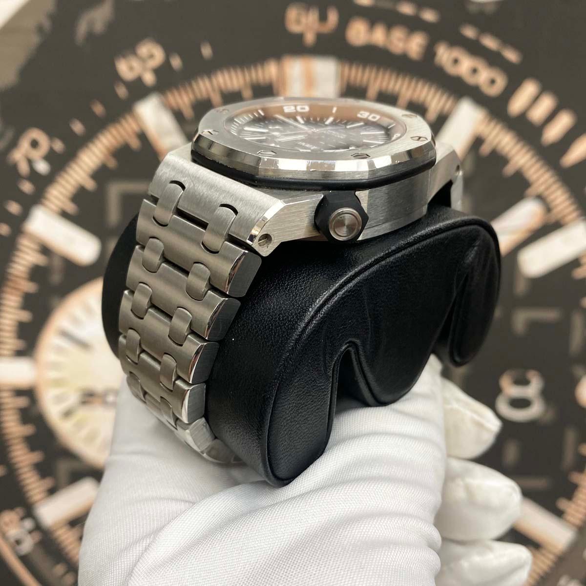 Audemars Piguet Royal Oak Offshore Diver 42mm 15710ST On Steel Bracelet Black Dial Pre-Owned - Gotham Trading