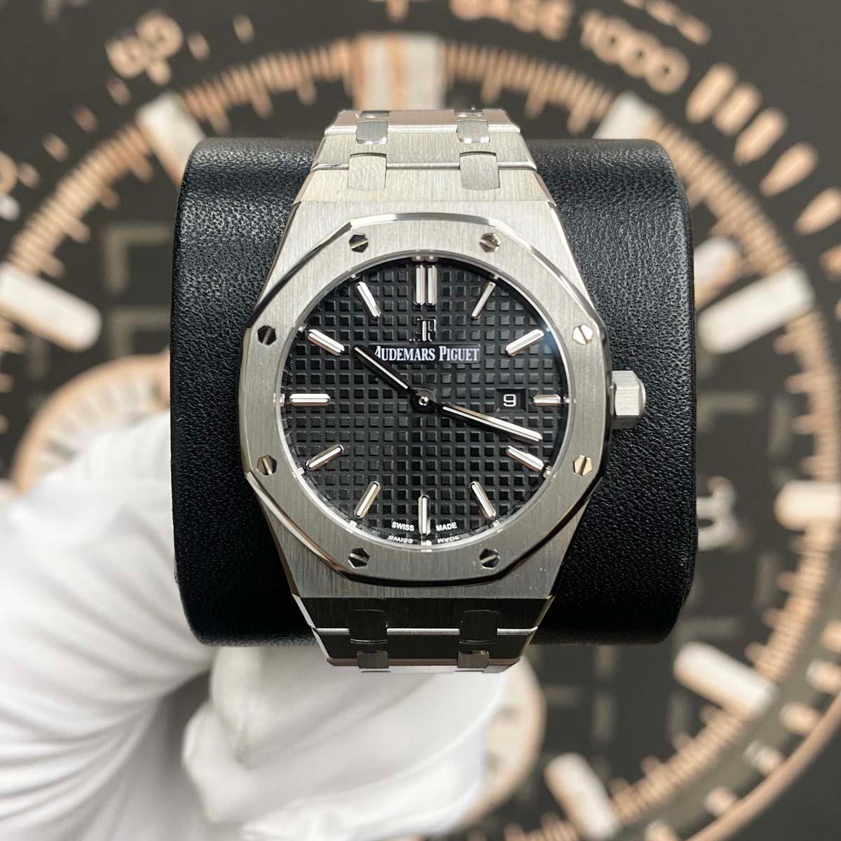 Audemars Piguet Royal Oak Quartz 33mm 67650ST.OO.1261ST.01 Black Dial Pre-Owned - Gotham Trading