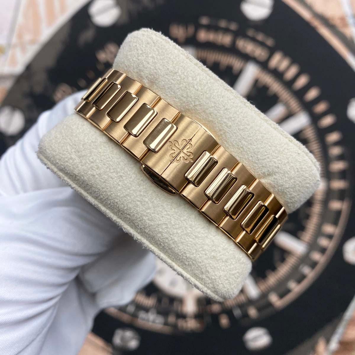 Patek Philippe Nautilus 35mm 7118/1200R-010 Golden Dial Mint Pre-Owned - Gotham Trading