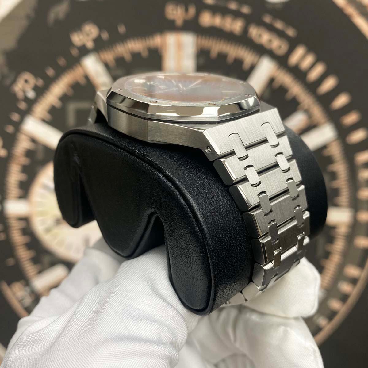 Audemars Piguet Royal Oak 41mm 15500ST.OO.1220ST.01 Blue Dial Pre-Owned - Gotham Trading