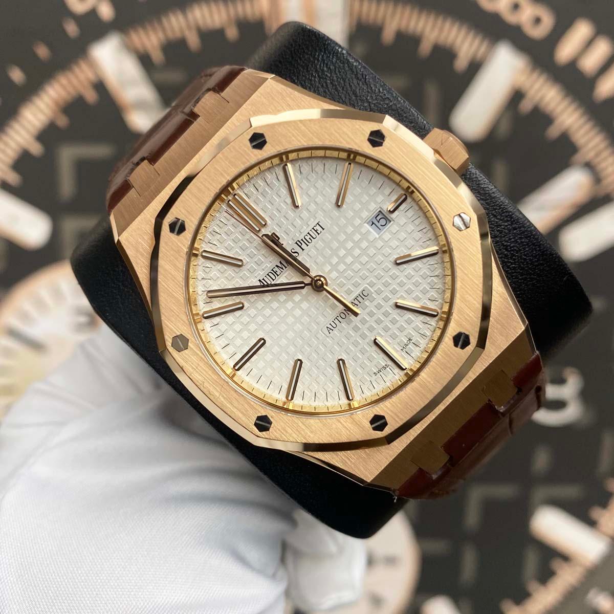 Audemars Piguet Royal Oak 41mm 15400OR.OO.D088CR.01 White Dial Pre-Owned - Gotham Trading