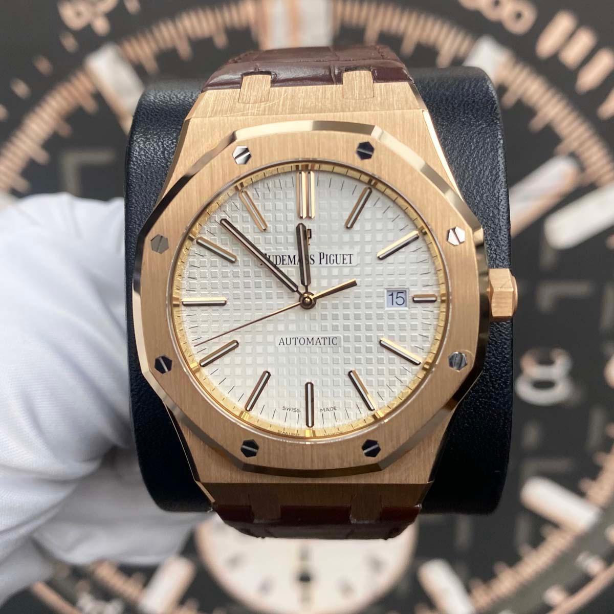 Audemars Piguet Royal Oak 41mm 15400OR.OO.D088CR.01 White Dial Pre-Owned - Gotham Trading