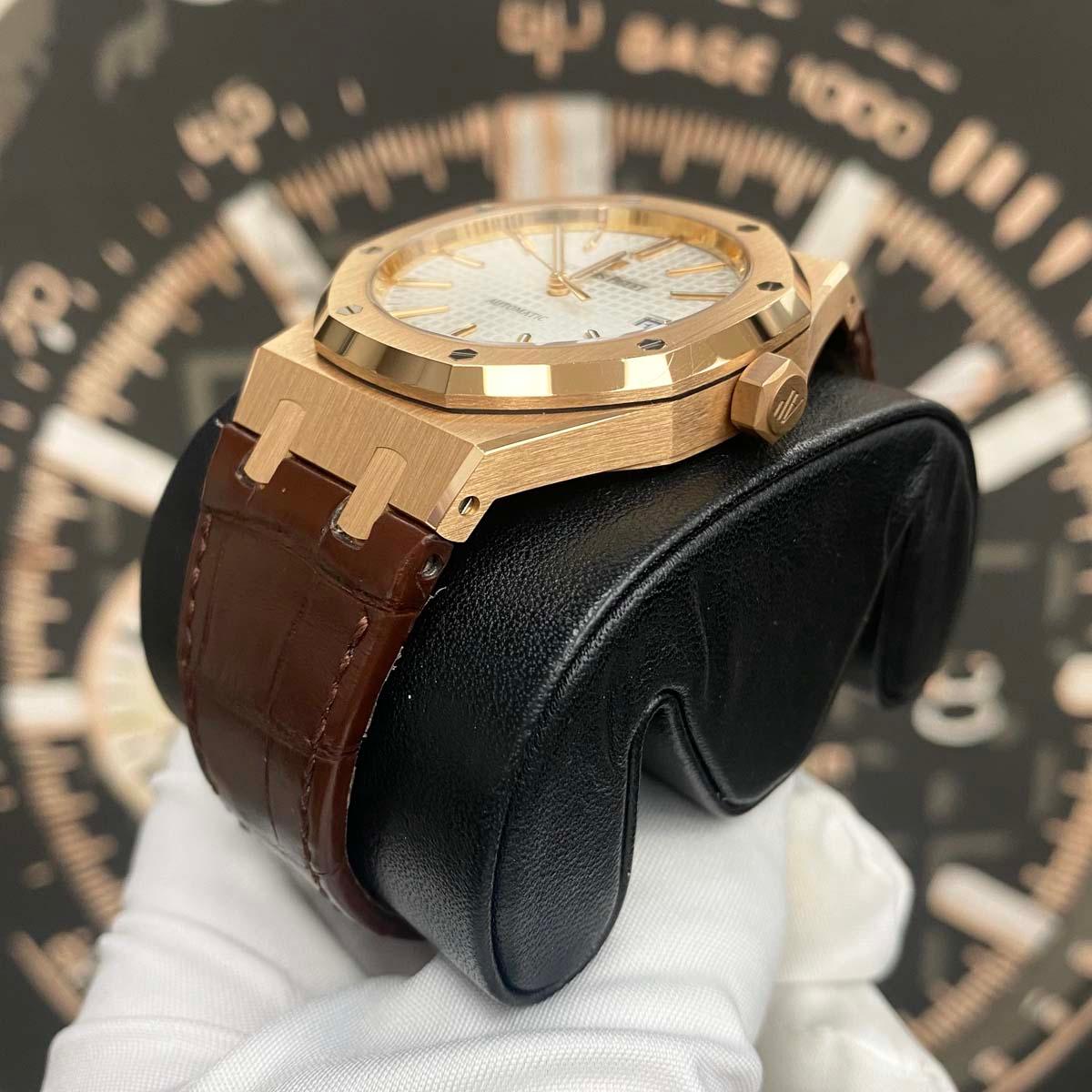 Audemars Piguet Royal Oak 41mm 15400OR.OO.D088CR.01 White Dial Pre-Owned - Gotham Trading