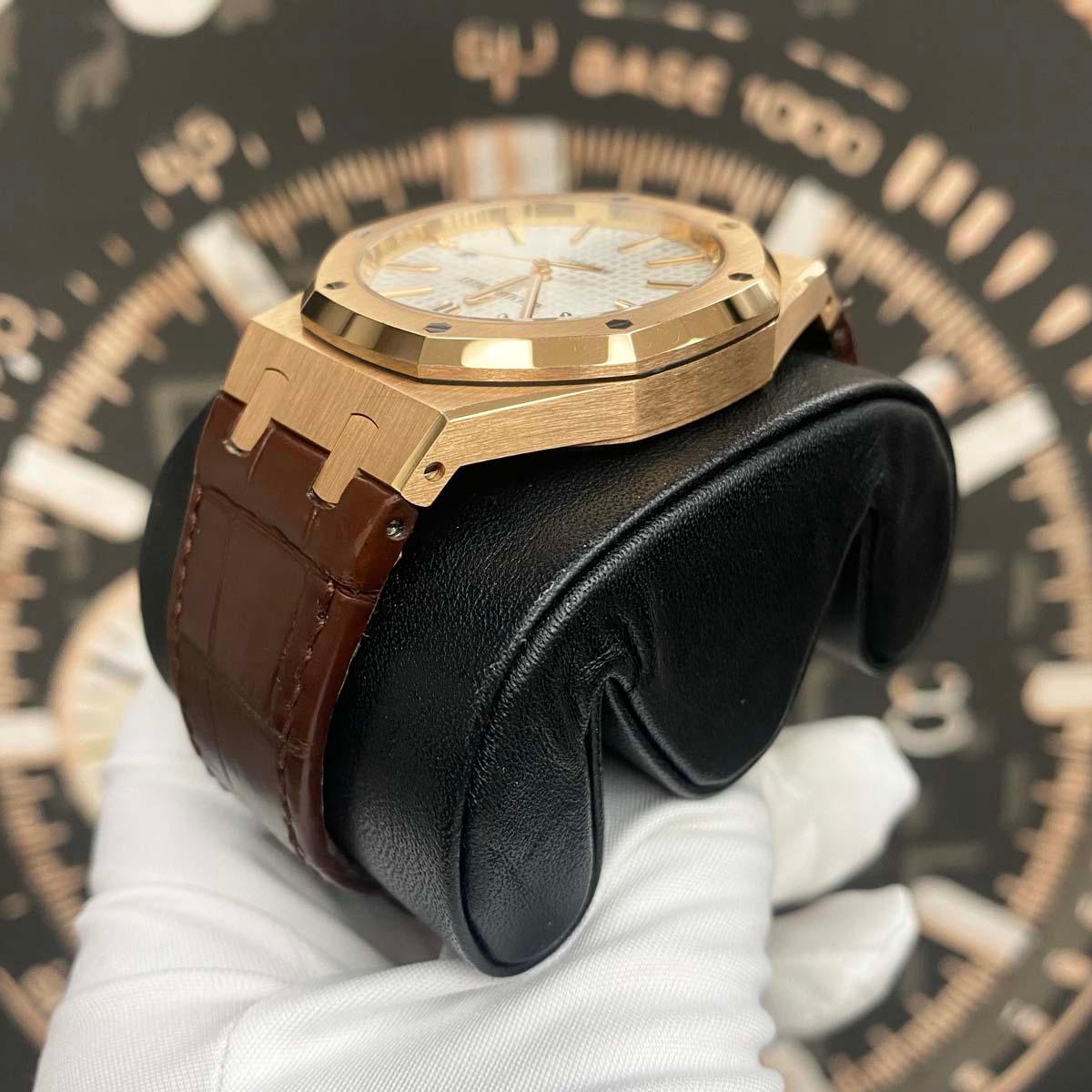 Audemars Piguet Royal Oak 41mm 15400OR.OO.D088CR.01 White Dial Pre-Owned - Gotham Trading