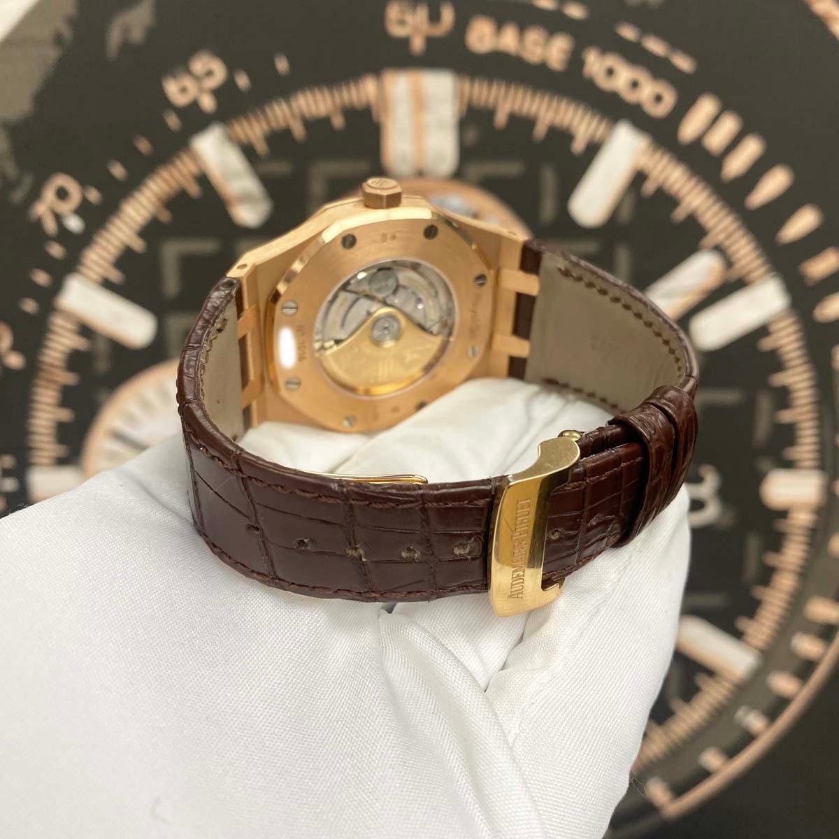 Audemars Piguet Royal Oak 41mm 15400OR.OO.D088CR.01 White Dial Pre-Owned - Gotham Trading