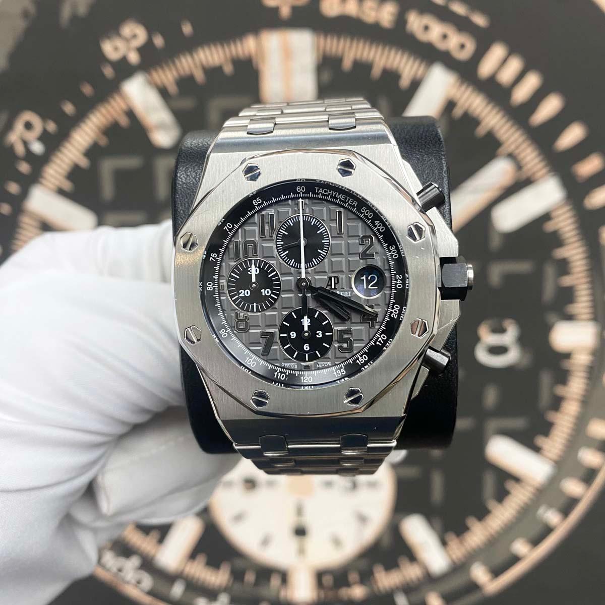 Audemars Piguet Royal Oak Offshore Chronograph On Steel Bracelet 42mm 26470ST Grey Dial Pre-Owned - Gotham Trading