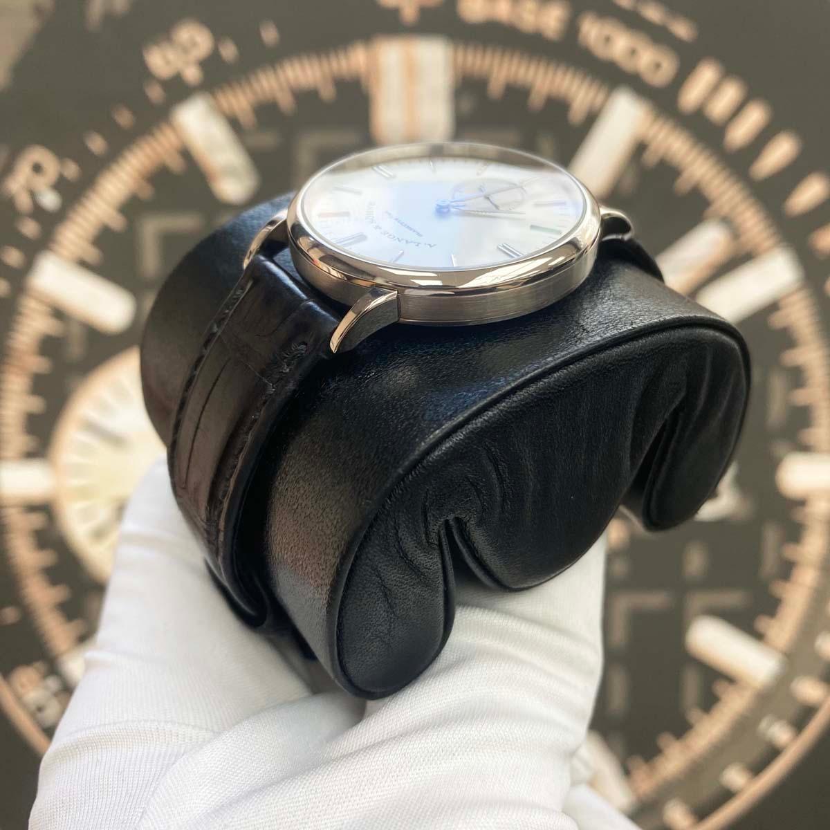 A. Lange & Sohne Saxonia 18kt White Gold 35mm Manual Wound Silver Dial 219.026 Pre-Owned - Gotham Trading