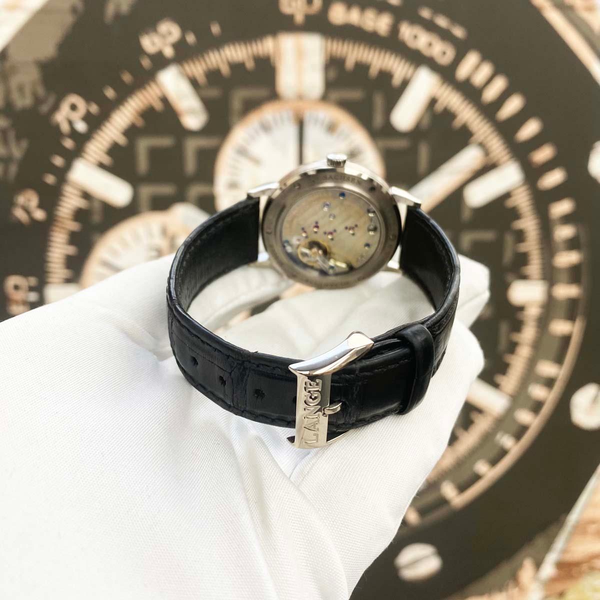 A. Lange & Sohne Saxonia 18kt White Gold 35mm Manual Wound Silver Dial 219.026 Pre-Owned - Gotham Trading