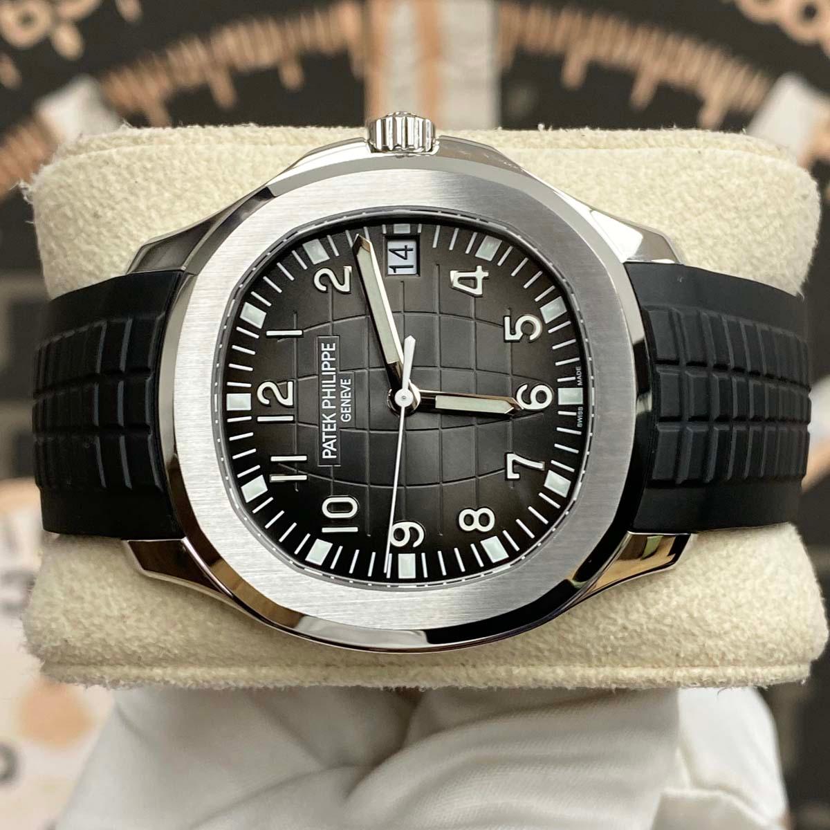 Patek Philippe Aquanaut 40mm 5167A Black Dial New Old Stock - Gotham Trading