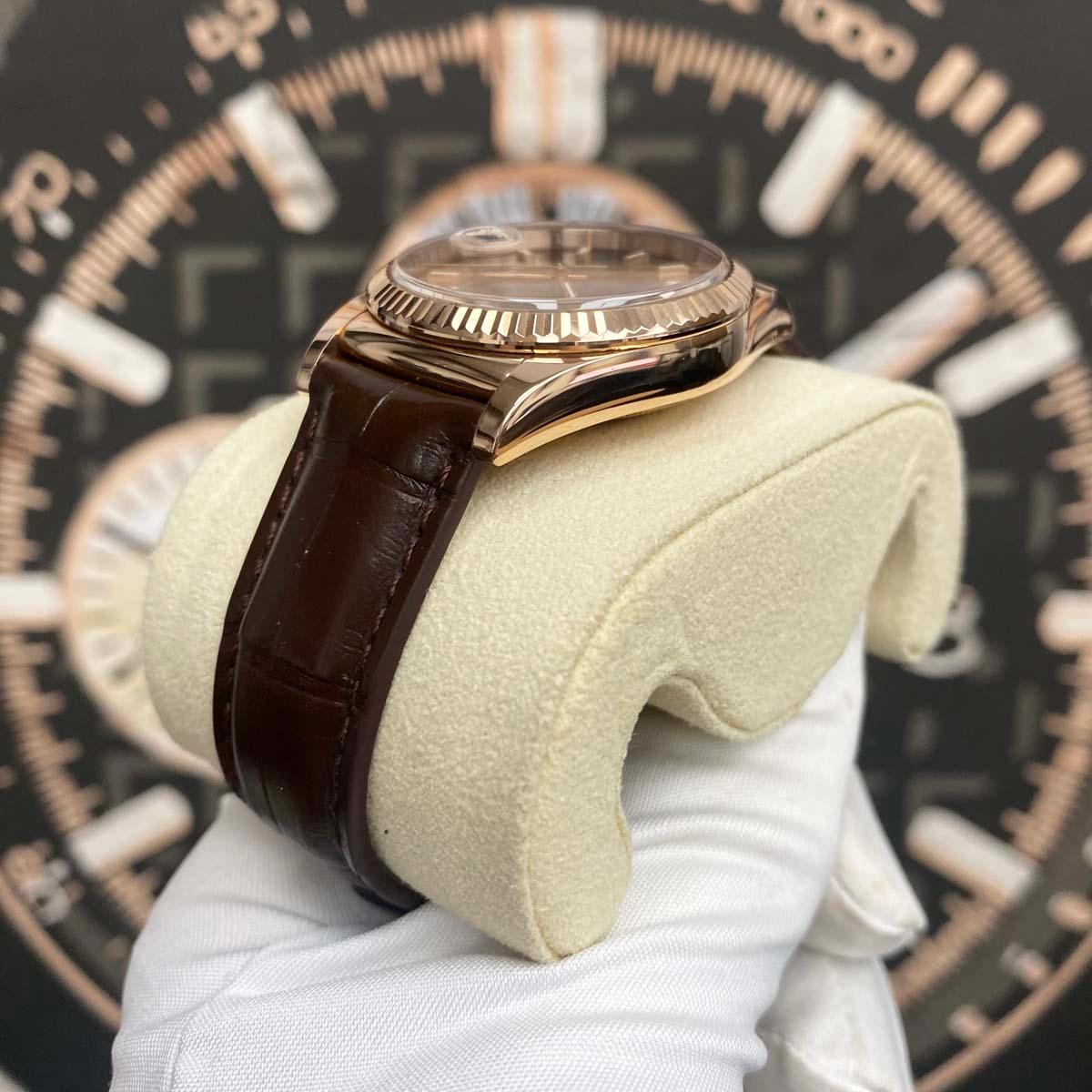 Rolex Day-Date Chocolate Dial Fluted Bezel 36mm 118135 MINT Pre-Owned - Gotham Trading