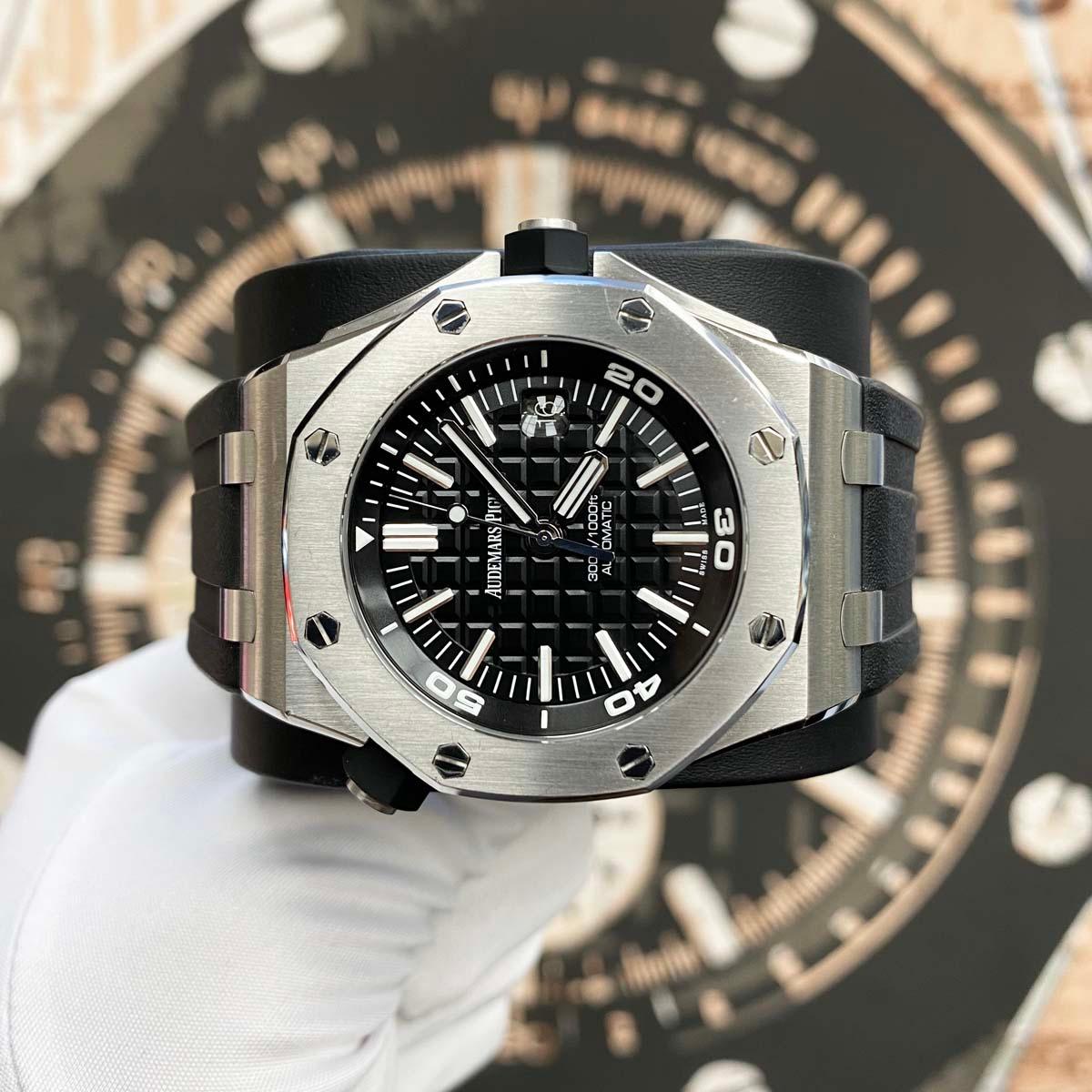 Audemars Piguet Royal Oak Offshore Diver Full Set 42mm 15710ST.OO.A002CA.01 Black Dial Pre-Owned - Gotham Trading