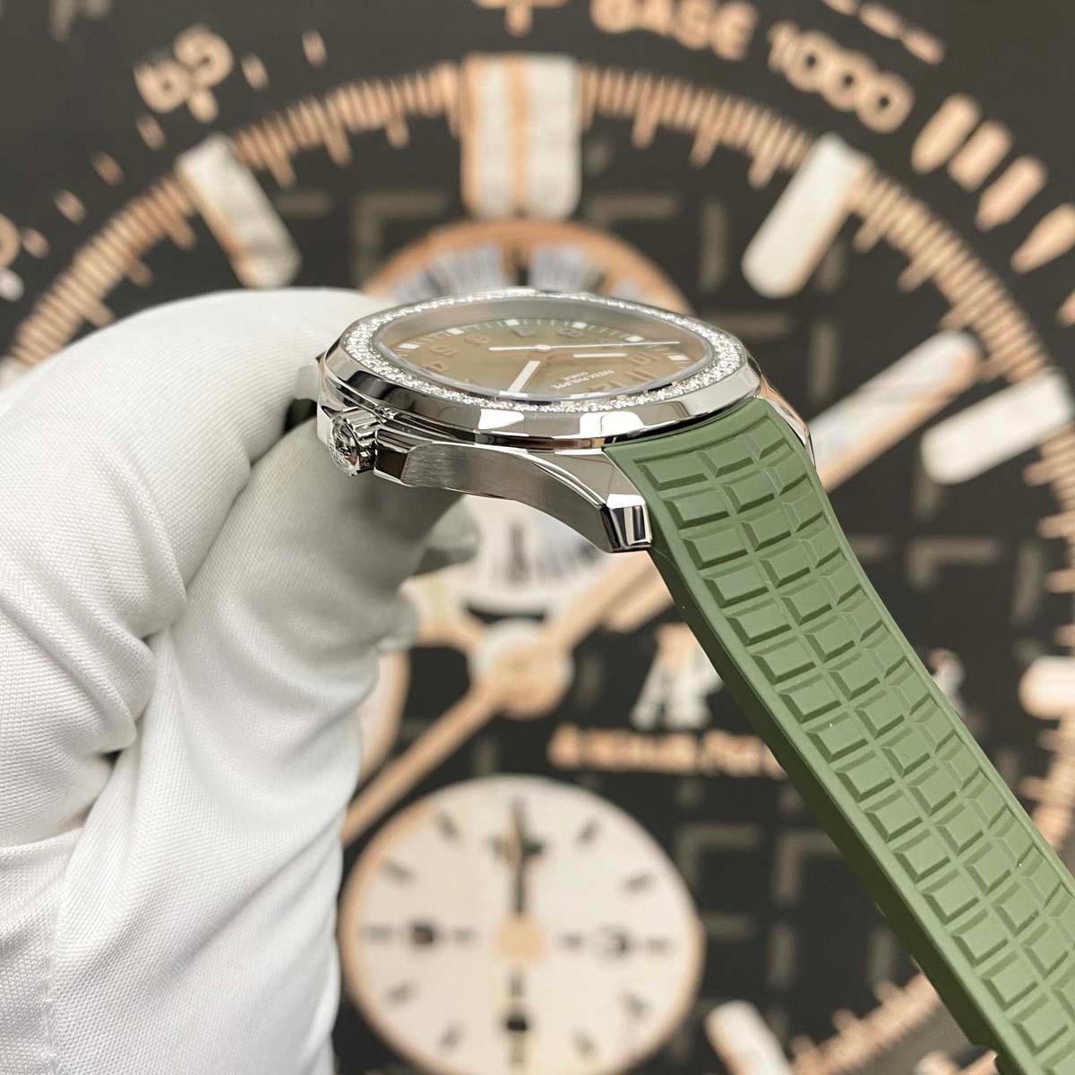 Patek Philippe Aquanaut Luce Quartz 38mm 5267-200A-011 Green Dial - Gotham Trading
