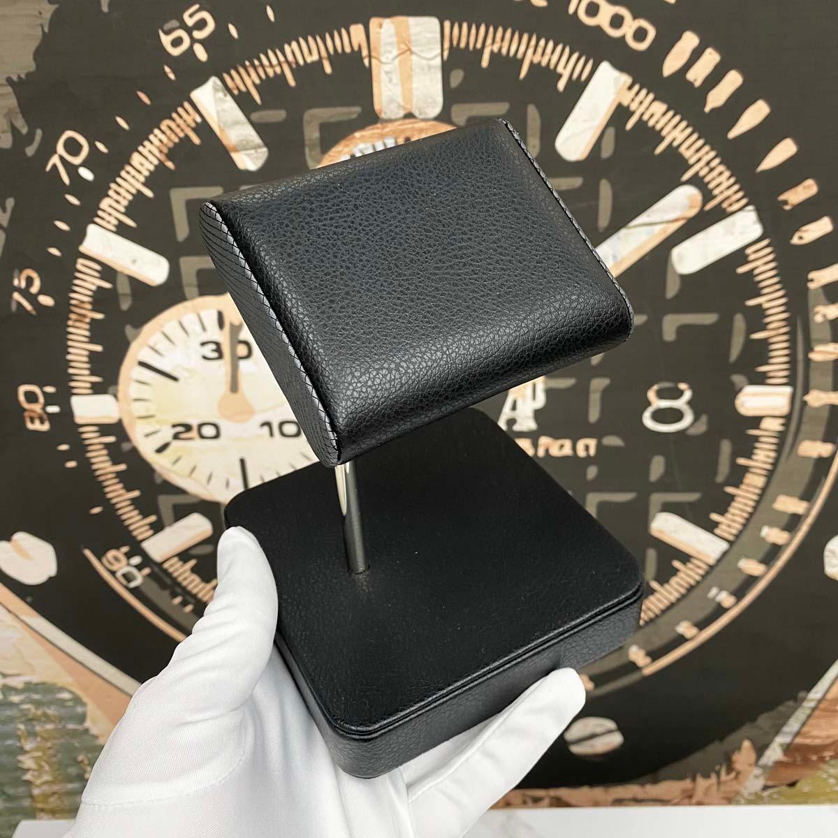 Wolf Watch Stand - Black - Gotham Trading